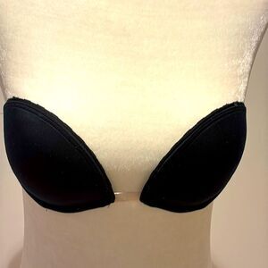 Victoria’s Secret strapless underwire slight padded bra 32b